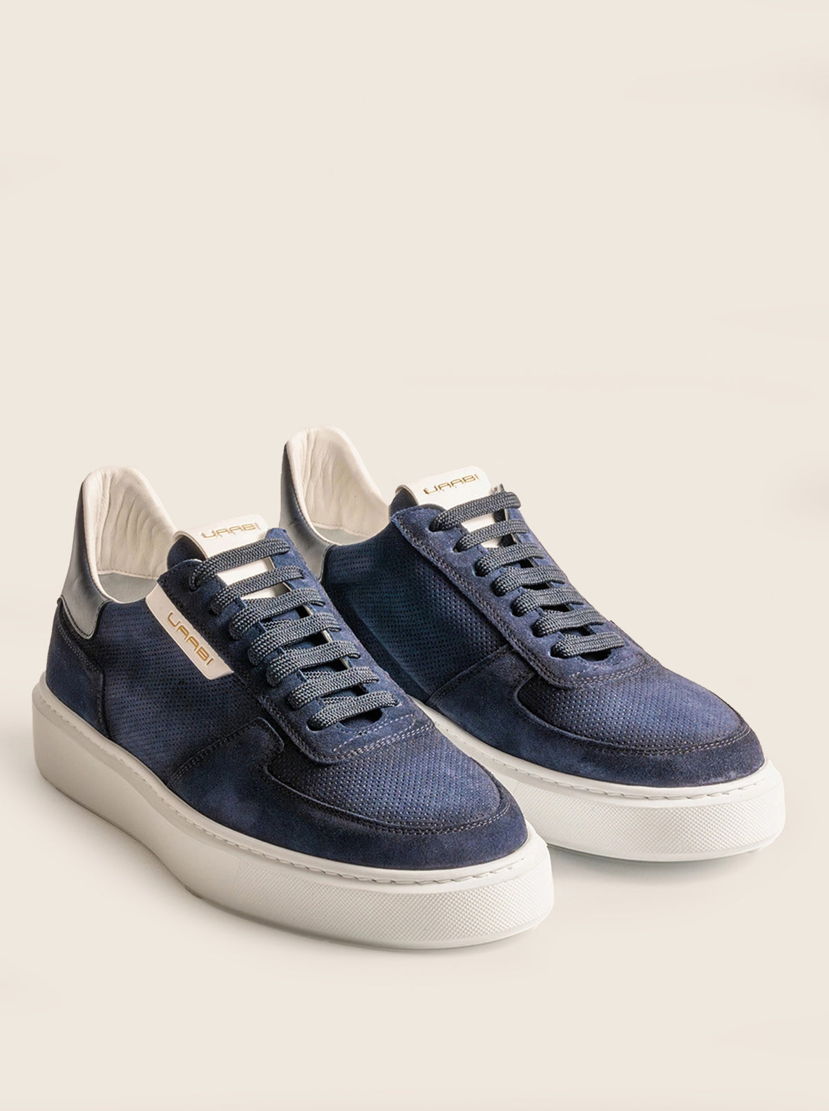 Sneaker EERSTE M15 en azul marino, vista frontolateral